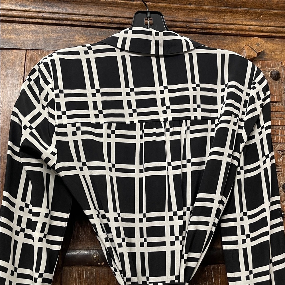 Diane Von Furstenberg 100% Silk Shirt Dress with Waist Tie Size 0 - Picture 5 of 12